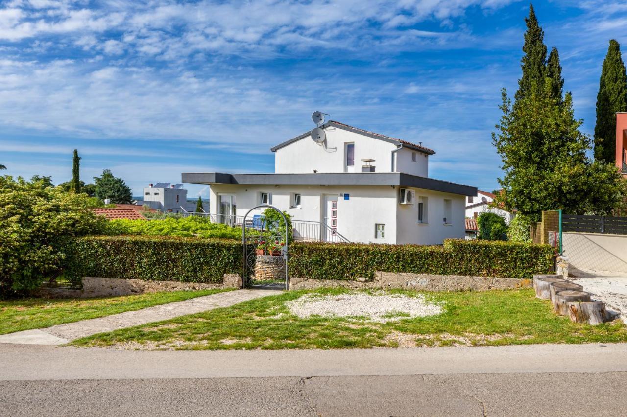 Nature & Sea Holiday Home With Pool Pula Exteriér fotografie